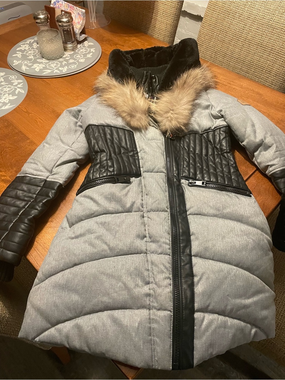 Women’s Grey Quilted Winter Coat with real Fur Trim! Extremely warm!